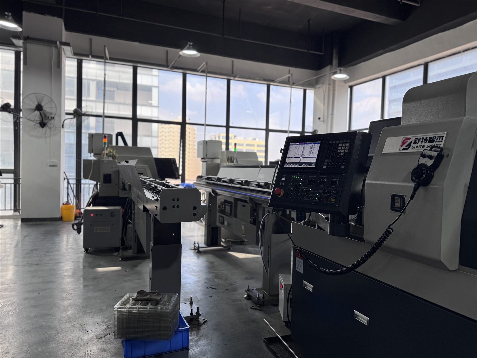 CNC turning workshop for OEM component manufacturing