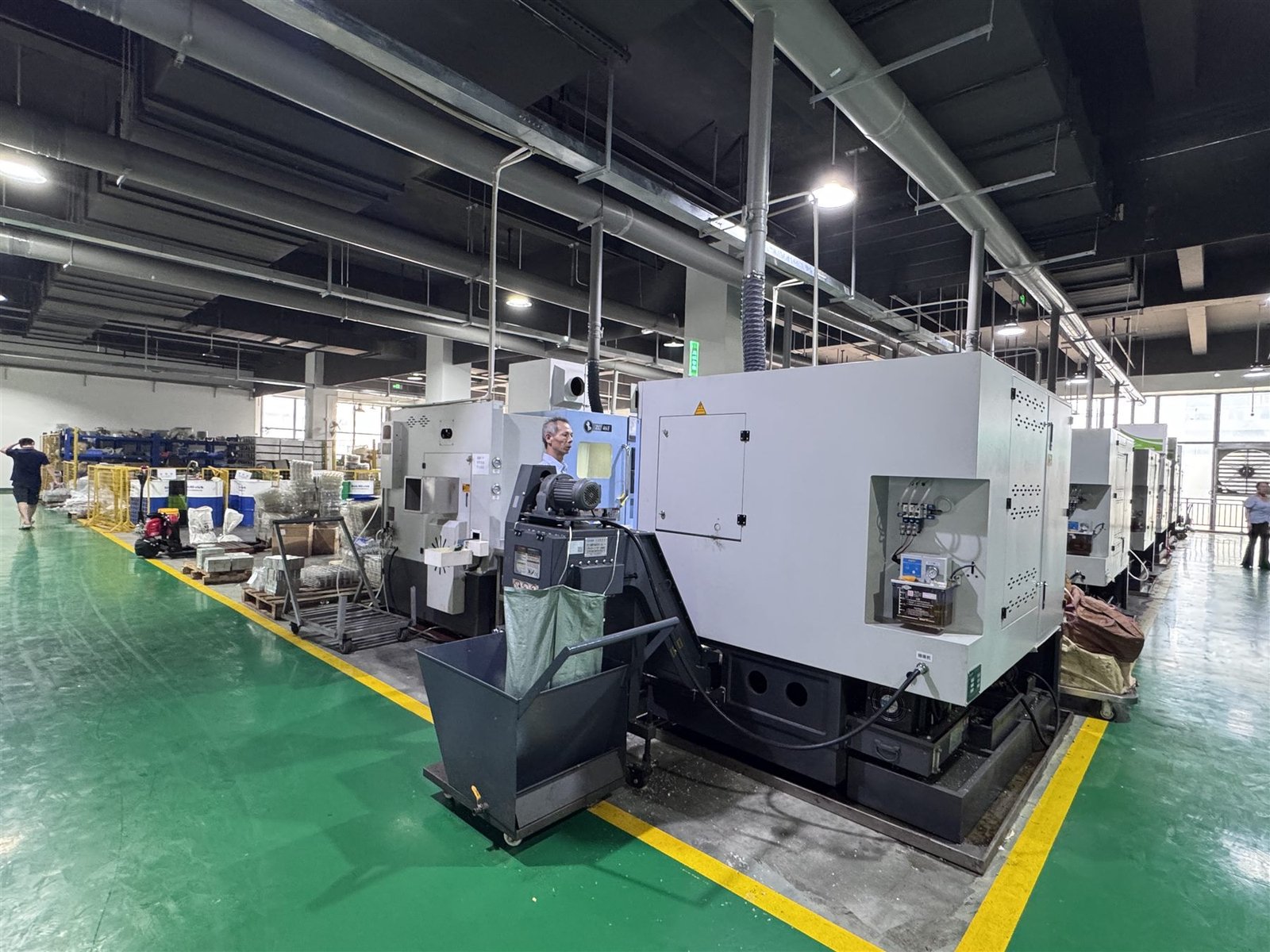 FSD Precision CNC machining workshop with production equipment