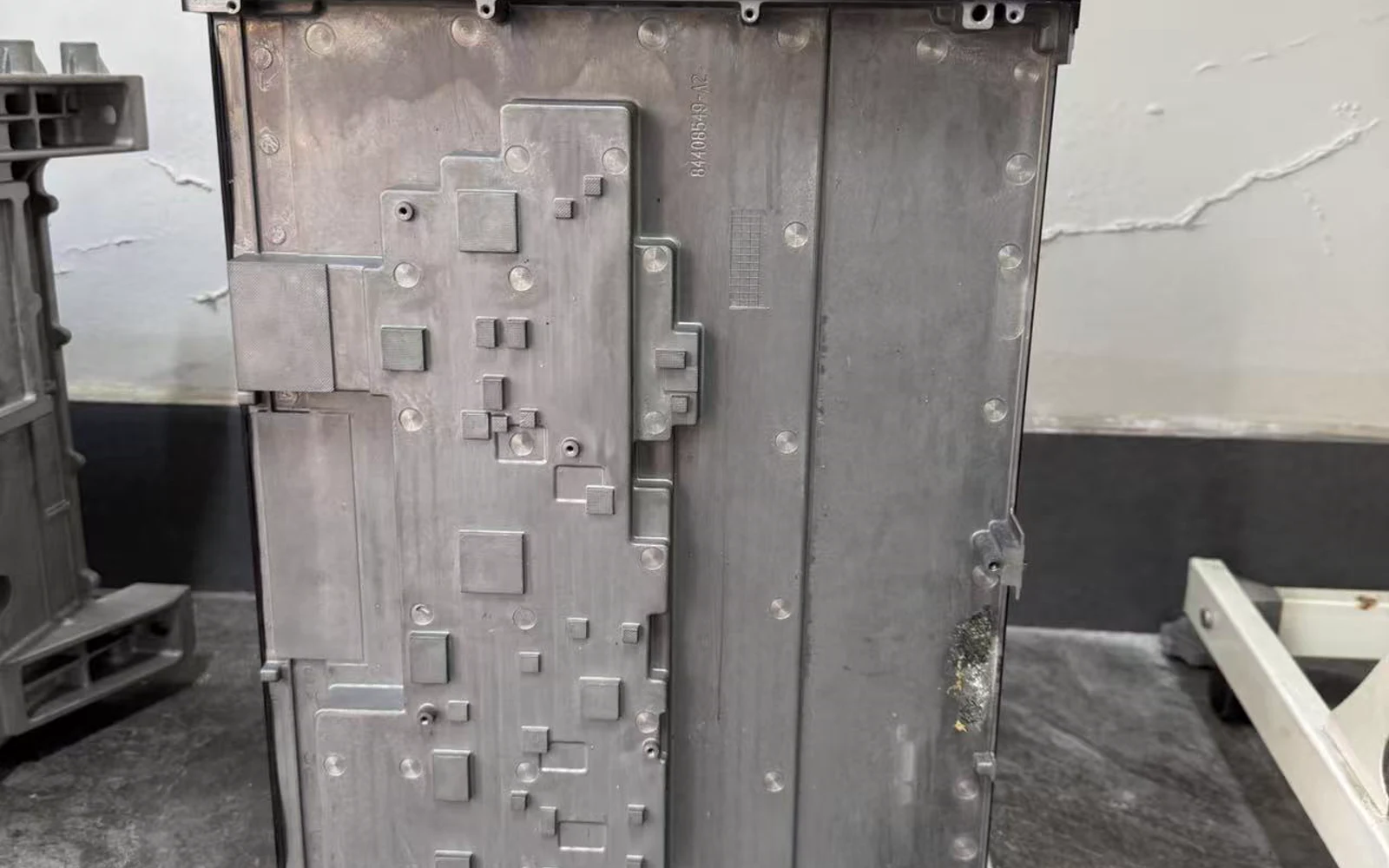 Precision CNC machined and metal components for industrial equipment manufacturing