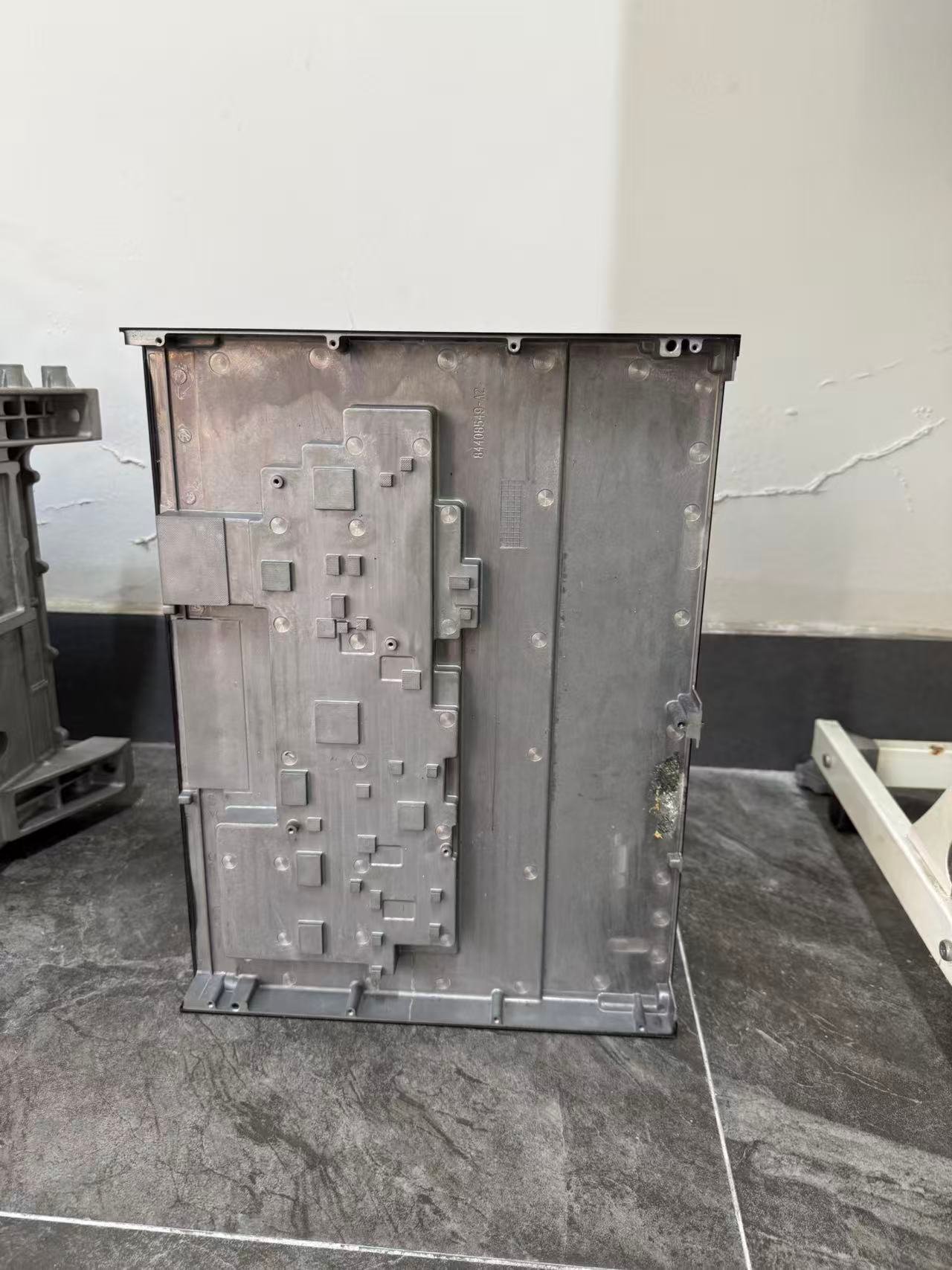 CNC machined machine housings and covers for industrial equipment